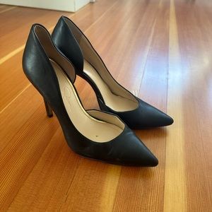 Jessica Simpson black heels